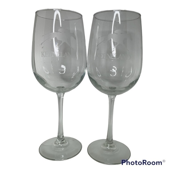Set of 2 etched Keeneland horse racing wine glasses
